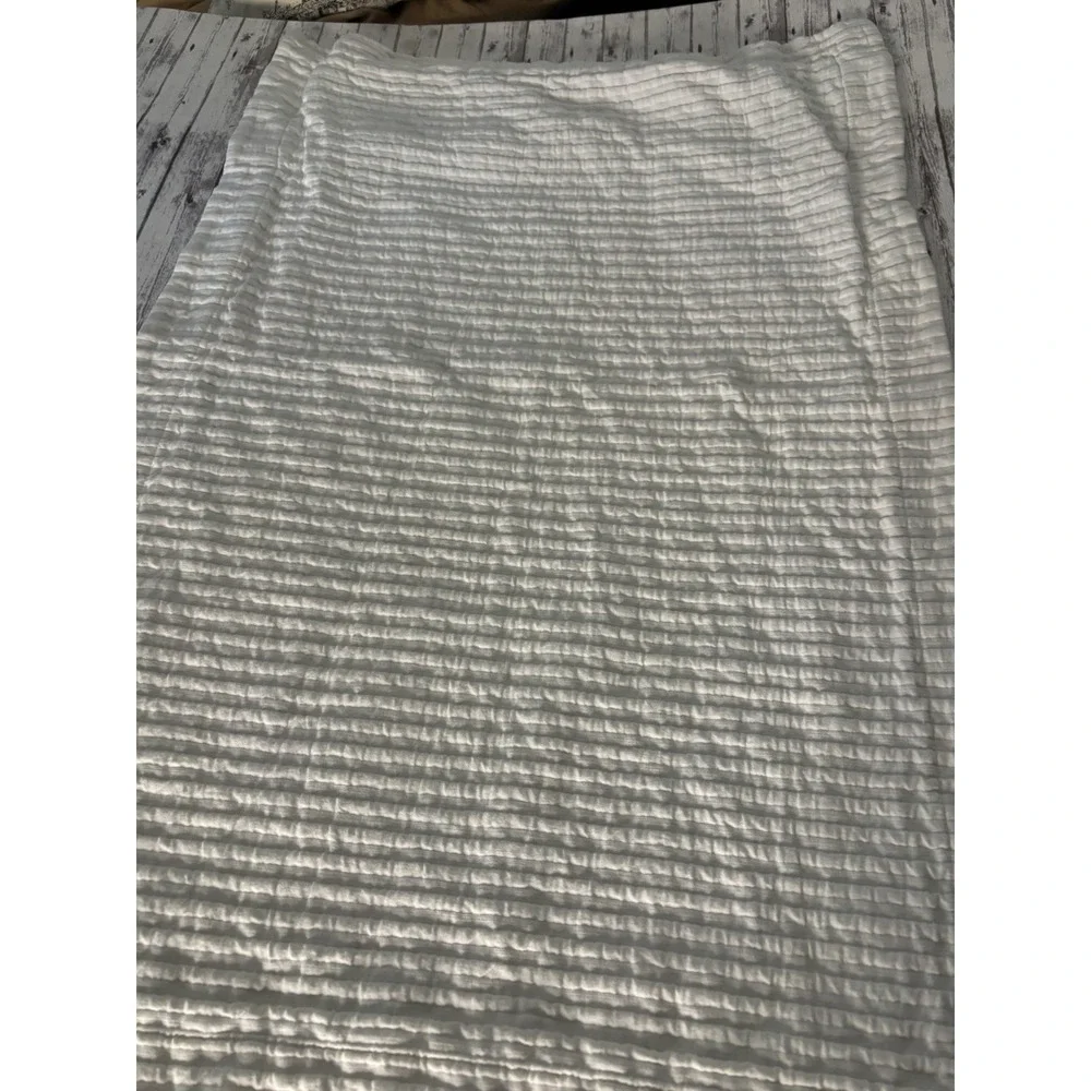 Pottery Barn Ribbed Thick Organic Cotton Pillow Sham White KING ONE